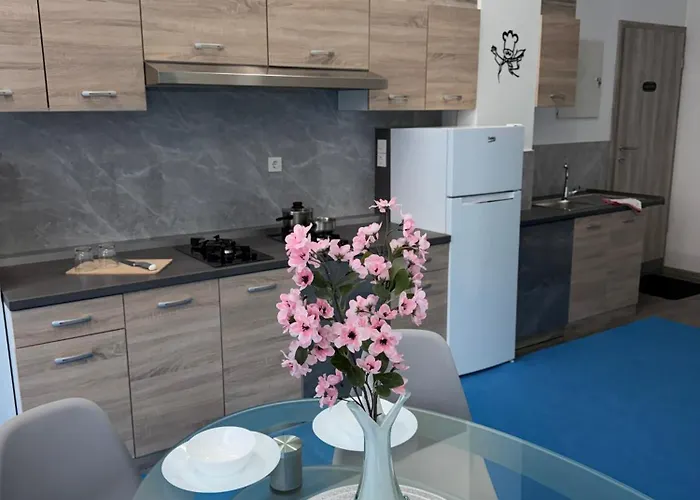 Linden Tree Curnovec